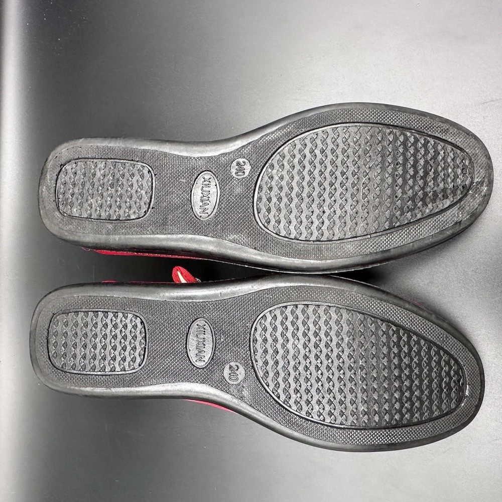 Red Velvet Mary Jane's Chinese Flats Size: 6.5 - Picture 10 of 10
